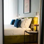 Le Mummarelle Milano Νάπολη